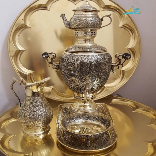 خرید، قیمت و مشخصات سماور زغالی برنجی آناناسی دسته توری، قلم استاد ملکوتی 4 لیتری برنجی، تحویل درب منزل | هنرظریف
