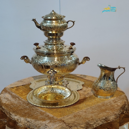 خرید آنلاین سماور ذغالی ۶ لیتری قلم زنی توپی طلایی با ورق ضخیم و رنگ ثابت | هنرظریف