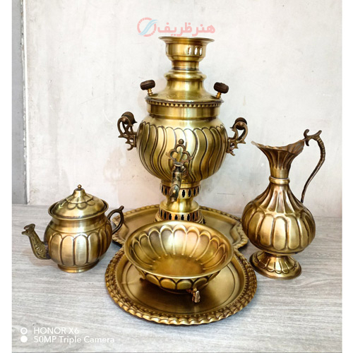 خرید، قیمت و مشخصات سرویس 5 پارچه سماور ذغالی برنجی 3 لیتری، توپی آینه پیچ ماری با ضمانت _ هنرظریف