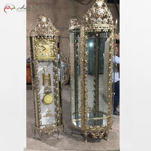 خرید آنلاین، ست ساعت ایستاده و ویترین در مدل تسمه بادمجانی، بدنه برنجی، طرح بی نظیر، زیر قیمت بازار | هنرظریف