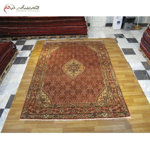 خرید آنلاین، فرش دستبافت بیجار کد 39713  در طرح ماهی و ترنج با زمینه و حاشیه های کرمی، زیر قیمت بازار | هنرظریف