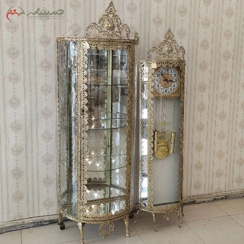 خرید آنلاین، ست بوفه سه طبقه و ساعت ایستاده زمینه سفید تمام برنزی در طرح گل رز، زیر قیمت بازار | هنرظریف
