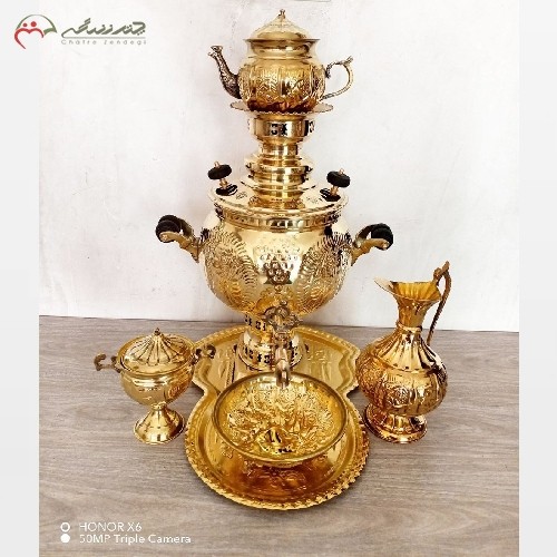خرید آنلاین، سرویس سماور 6 لیتری در طرح هخامنشی، قلم زنی شده با پارچ طرح شیردان، بدون تغییر رنگ، دارای ضمانت نامه، زیر قیمت بازار | هنرظریف