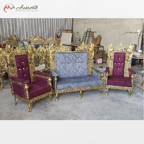 خرید آنلاین، مبل مدل سیمرغ از جنس برنز دارای کتیبه پهن و بدنه کارشده و رنگ پارچه به سلیقه مشتری، کیفیت عالی، زیر قیمت بازار | هنرظریف
