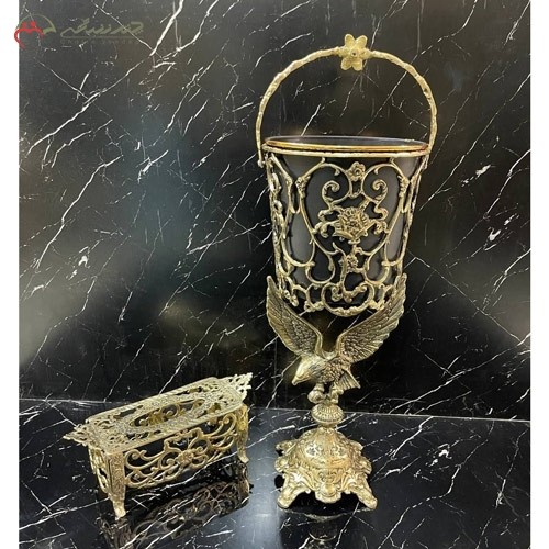 خرید آنلاین، جا دستمال کاغذی و سطل برنزی  با طرح زیبای گل رز با پایه های طرح عقاب با بال های گشوده، زیر قیمت بازار | هنرظریف