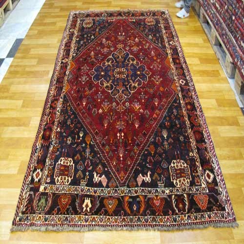 خرید و قیمت - فرش دستباف شيراز طرح لچک و ترنج سایز پرده اي رنگ زمینه لاكي رنگ حاشیه قهوه اي کد ۳۸۶۴۰ - هنرظریف