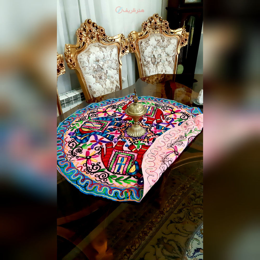 رومیزی گرد سوزن دوزی و آینه کاری B-6 با پارچه کتان درجه 1، دوخت با کیفیت بالا