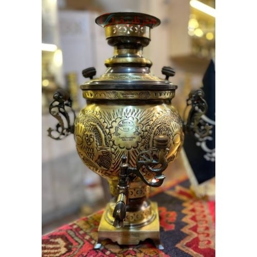 سماور زغالی شش لیتری توپی دسته توری طرح قلم پایه مربع بزرگ
