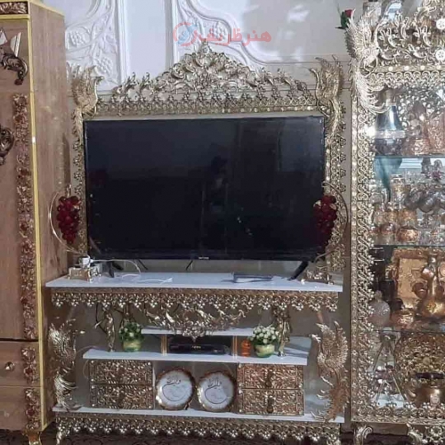 میز تلوزیون تاجدار طاووسی چهار کشو و قاب دار با چهار طاووس بسیار زیبا و خاص با کیفیت اعلا و روکش برنز - هنرظریف