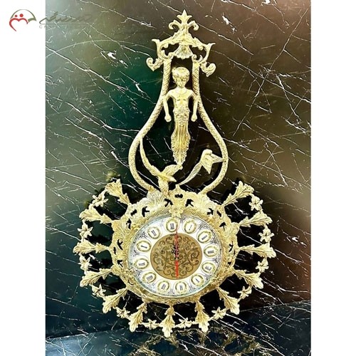 ساعت دیواری برنز با طرح خاص زئوس ایستاده به رنگ طلایی، در ابعاد بزرگ، صفحه سفید و پر کار