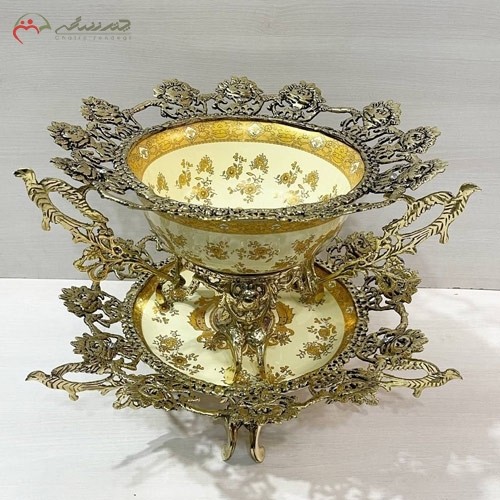 کاسه و بشقاب برنزی با بدنه چینی اصل طرح گل رز به رنگ طلایی و کرم، پایه دار و خاص - هنرظریف