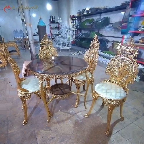 میز ناهار خوری 4 نفره برنزی با صفحه شیشه ای و پارچه درجه یک - هنرظریف