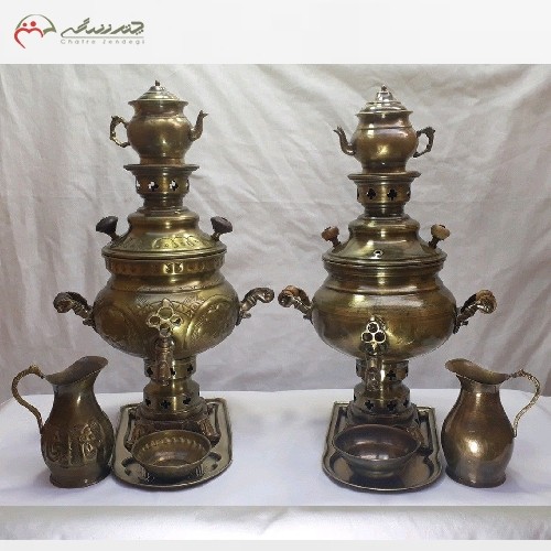 سماور ذغالی طرح نادیا ظرفیت 2 لیتری و بدنه برنجی کار شده با ضمانت 12 ماهه