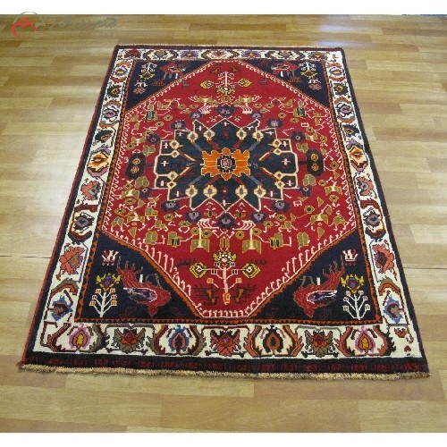 فرش دستبافت گبه کد 39529 بافته شدهه با الیاف درجه یک، زمینه لاکی و حاشیه های سرمه ای - هنرظریف