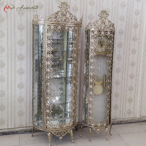 سرویس برنزی بوفه 3 طبقه با ساعت ایستاده کد 8005s در طرح گل آفتابگردان، کار شده - هنرظریف