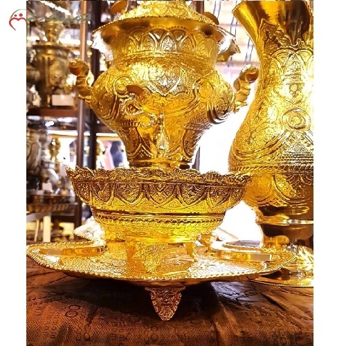 سرویس سماور 5 لیتری ذغالی برنجی کد 116 با  قلم زنی دست و آبکاری طلای 24 عیار، دارای گارانتی
