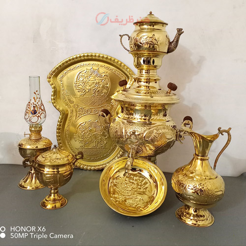 سرویس 7 پارچه سماور ذغالی برنجی 4 لیتری استکانی قلم برجسته