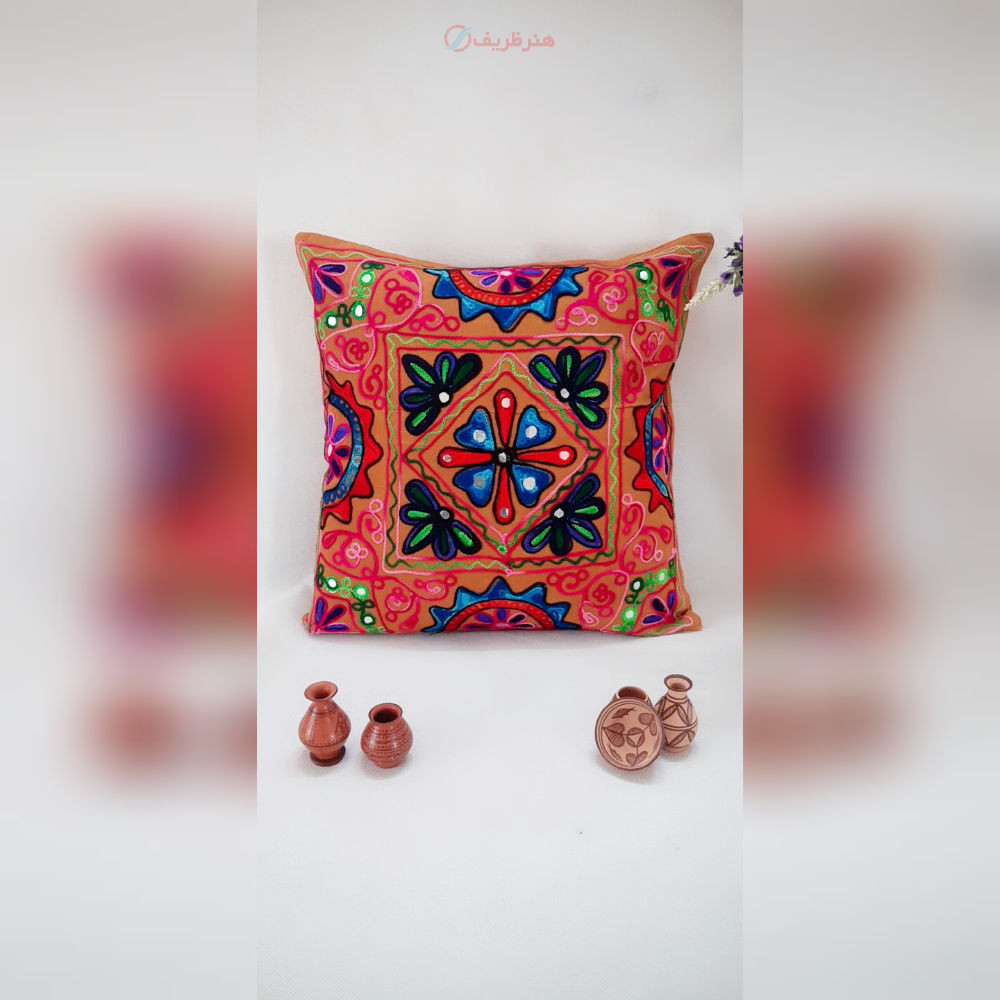 کاور کوسن سوزن دوزی مدل زنبق با پارچه کتان  کد 1-2
