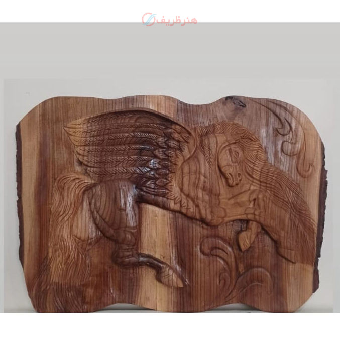 تابلو برجسته چوبی طرح اسب بالدار