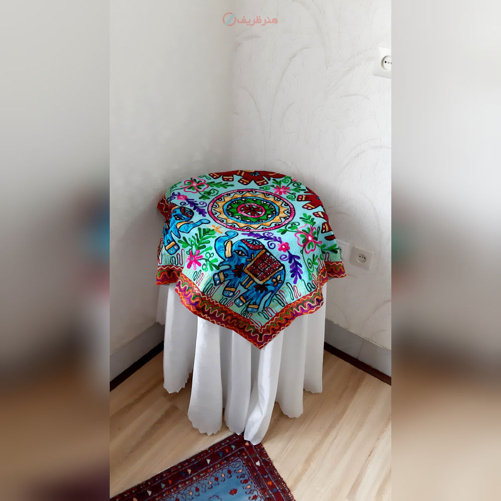 رومیزی مربع سوزن دوزی و آینه کاری B-3 با پارچه کتان و نخ سوزندوزی شده قابل شستشو